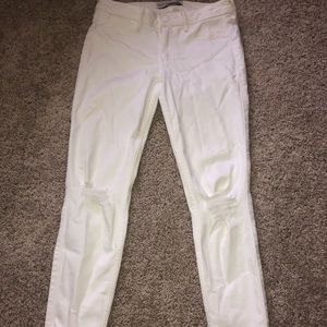 Ripped white skinny jeans